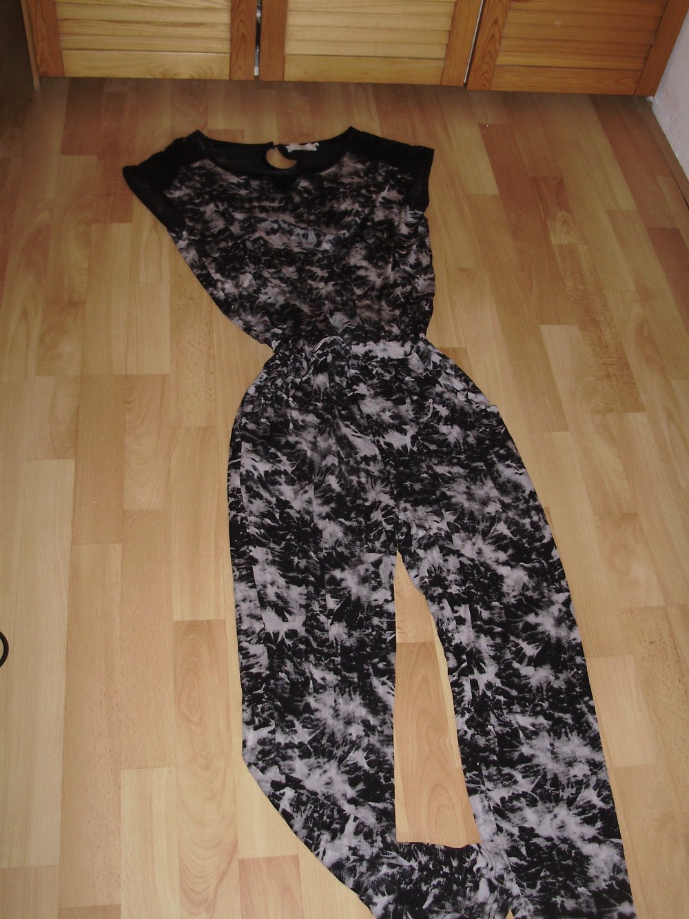 Cream Jumpsuit Overall Stretch ausgefallen edel Gr S