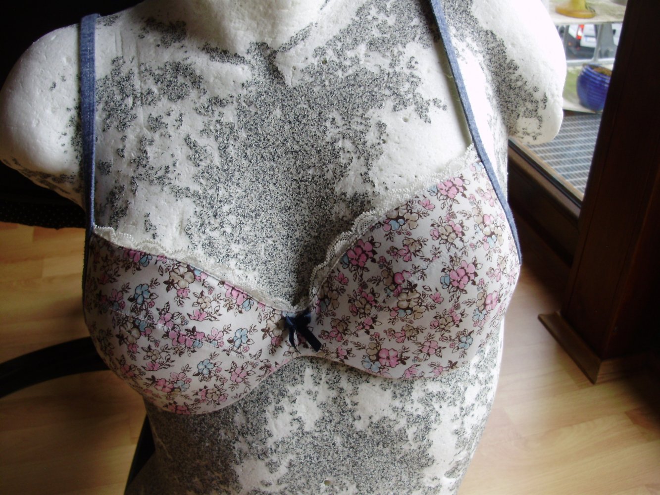 Esprit BH gepolstert Blumen Jeans 75 A