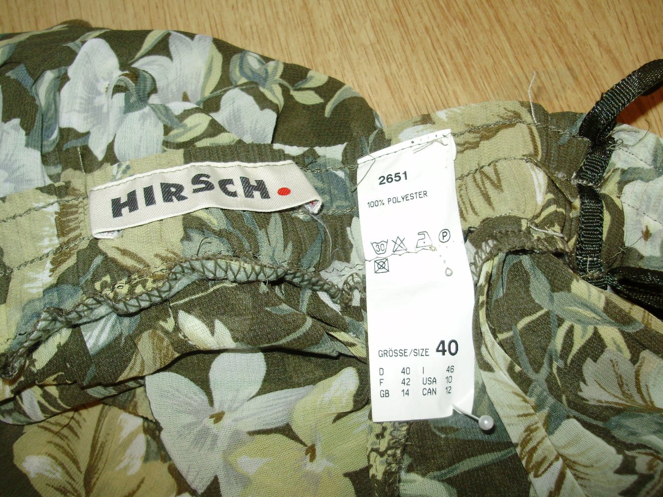 Hirsch Rock midi weit Gummi grün Muster 40