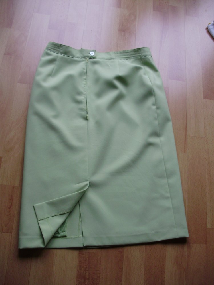 Rock midi grün apfelgrün gefüttert Gr 40