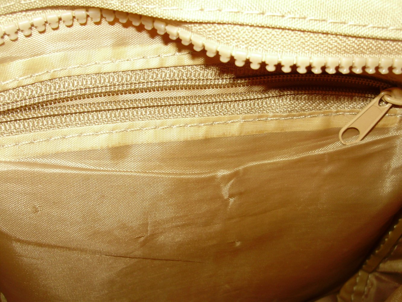 Tasche Umhängetasche viele Taschen braun