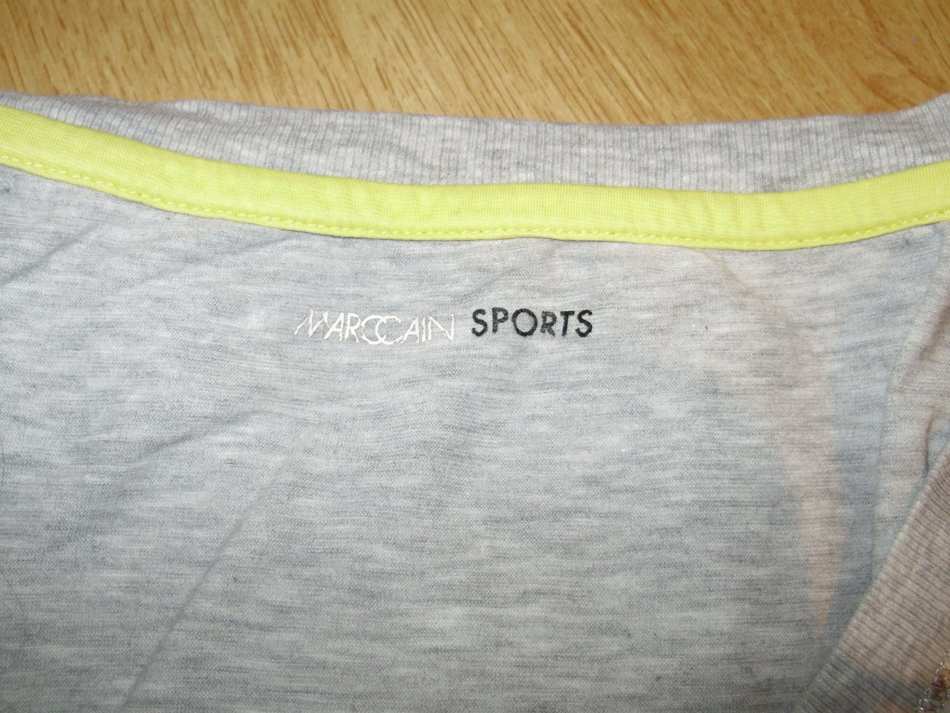 Marc Cain Shirt grau Gepard Spitze am Saum 3/4 Arme N1 = M