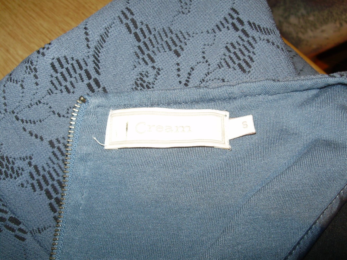 Cream Kleid wie Spitze Stretch taubenblau S