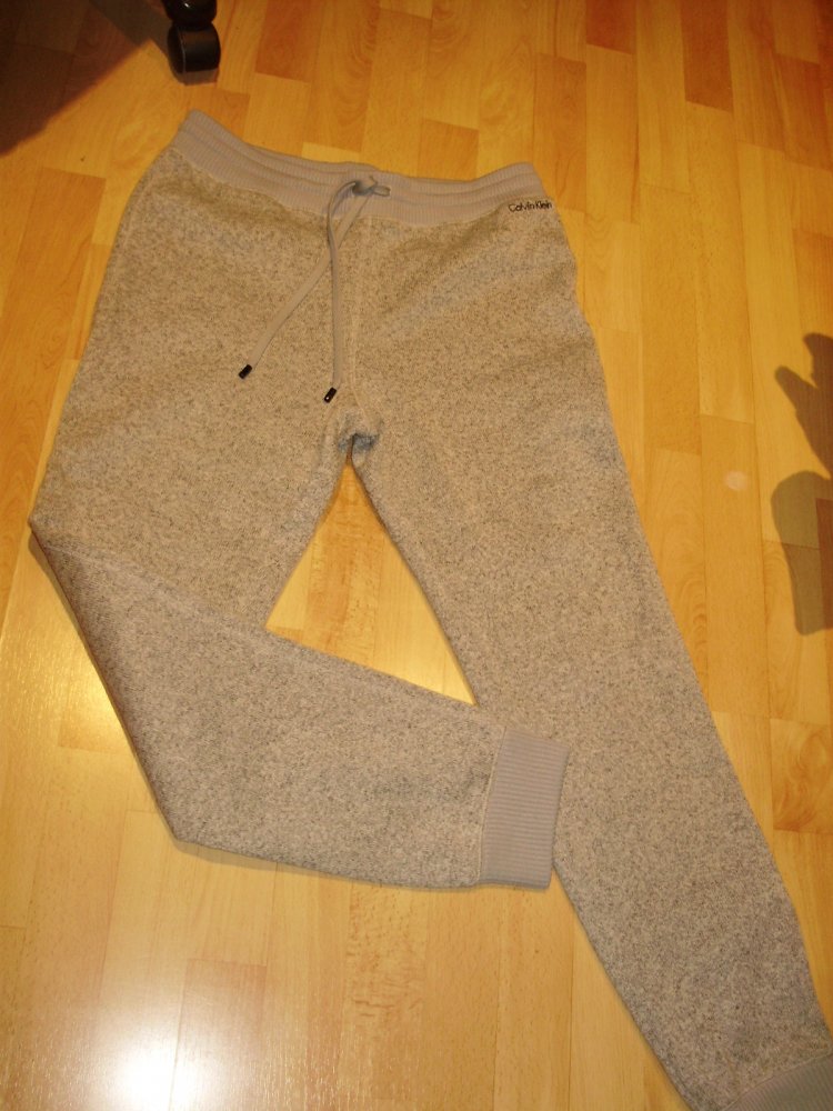Calvin Klein Jogging Hose grau kuschelig warm L NEU