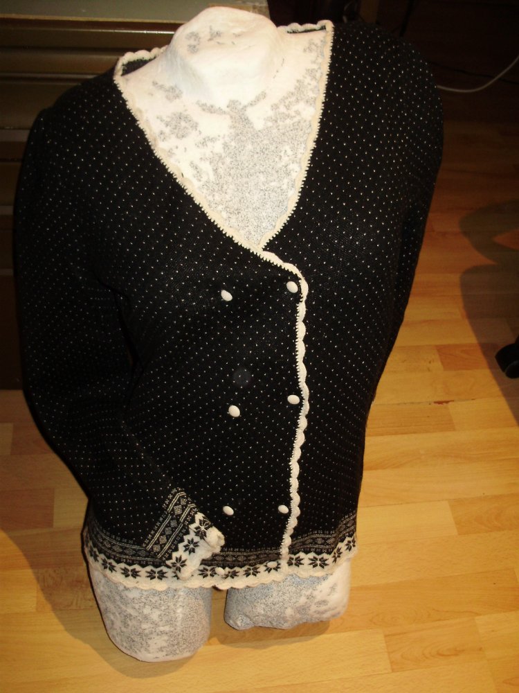 King Louie Cardigan schwarz weiß Muster Häkelborte zweireihig BW/ Wolle M