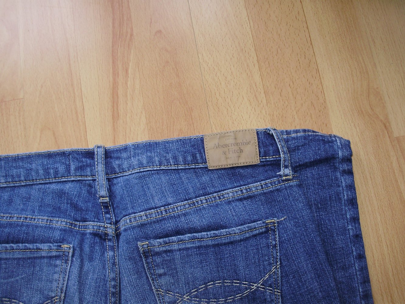 Abercrombie &Fitch Jeans Modell Emma 6R Stretch gerades Bein