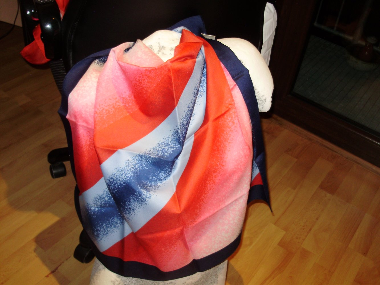 Tuch rot blau bunt Muster NEU 68 x 68cm