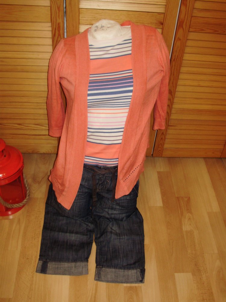 Outfit 5: s.oliver Jeans Abby 7/8+Manguun Strickshirt+ Cardigan S