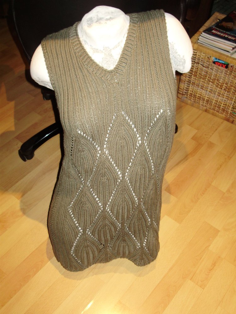 Pullover Pullunder khaki Lochmuster V-Ausschnitt S / M passend