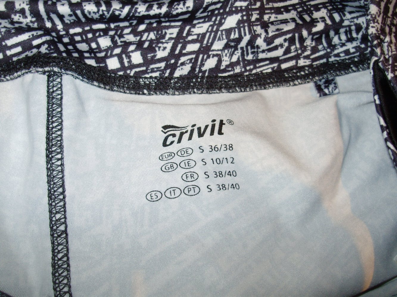 Crivit Leggings Sport schwarz grau Muster S