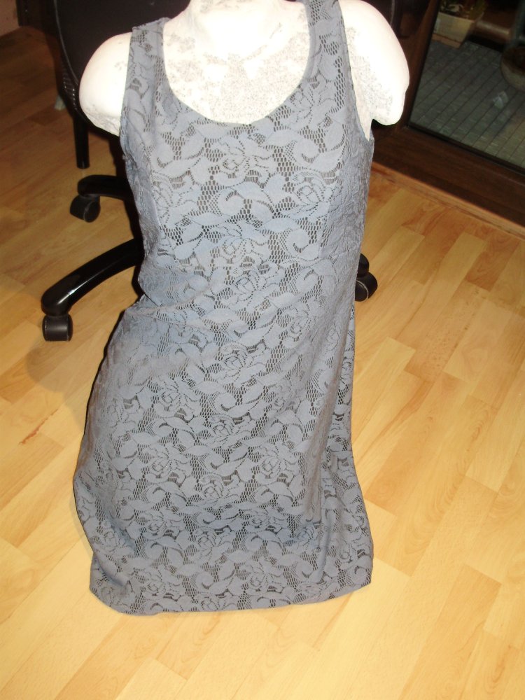 Cream Kleid wie Spitze Stretch taubenblau S