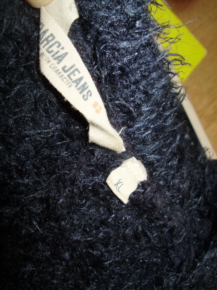 Garcia Jeans Pullover schwarz kuschel XL = M