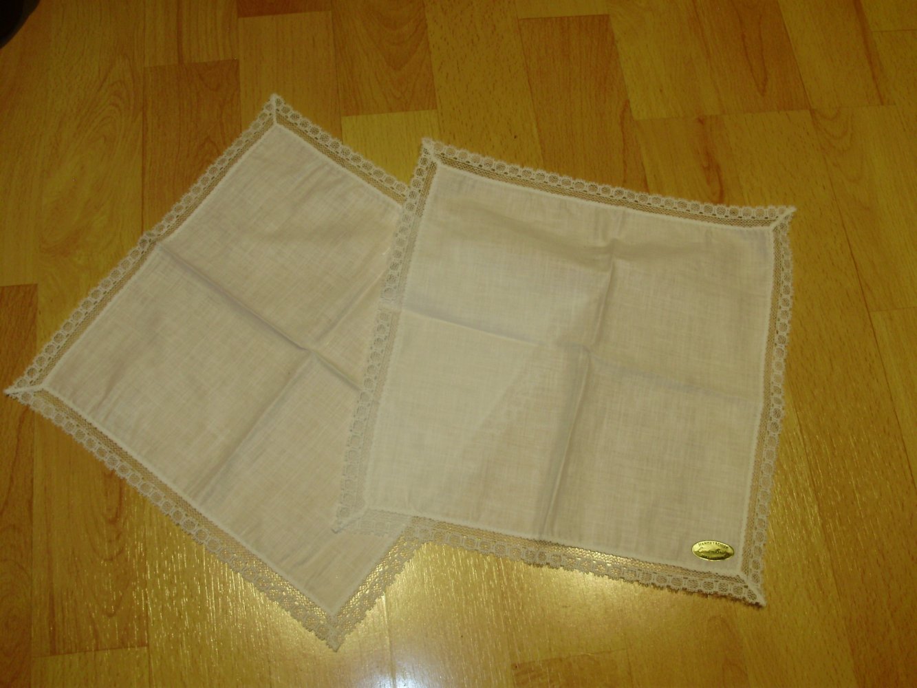2 Taschentücher weiß Spitze London Bridge original NEU