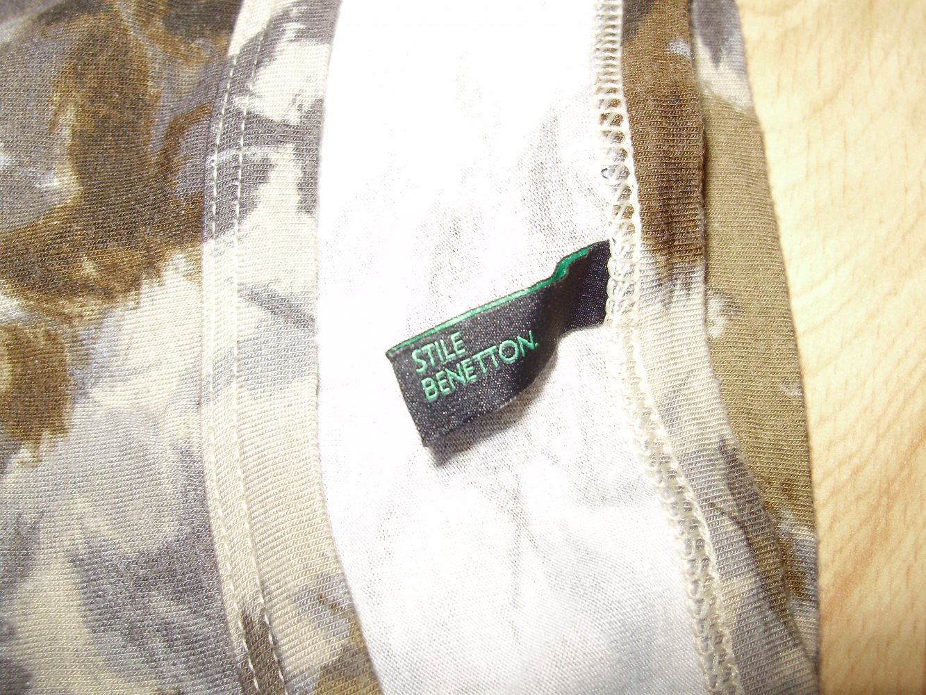 Benetton Kleid Blättermuster Stretch Langarm XS =S