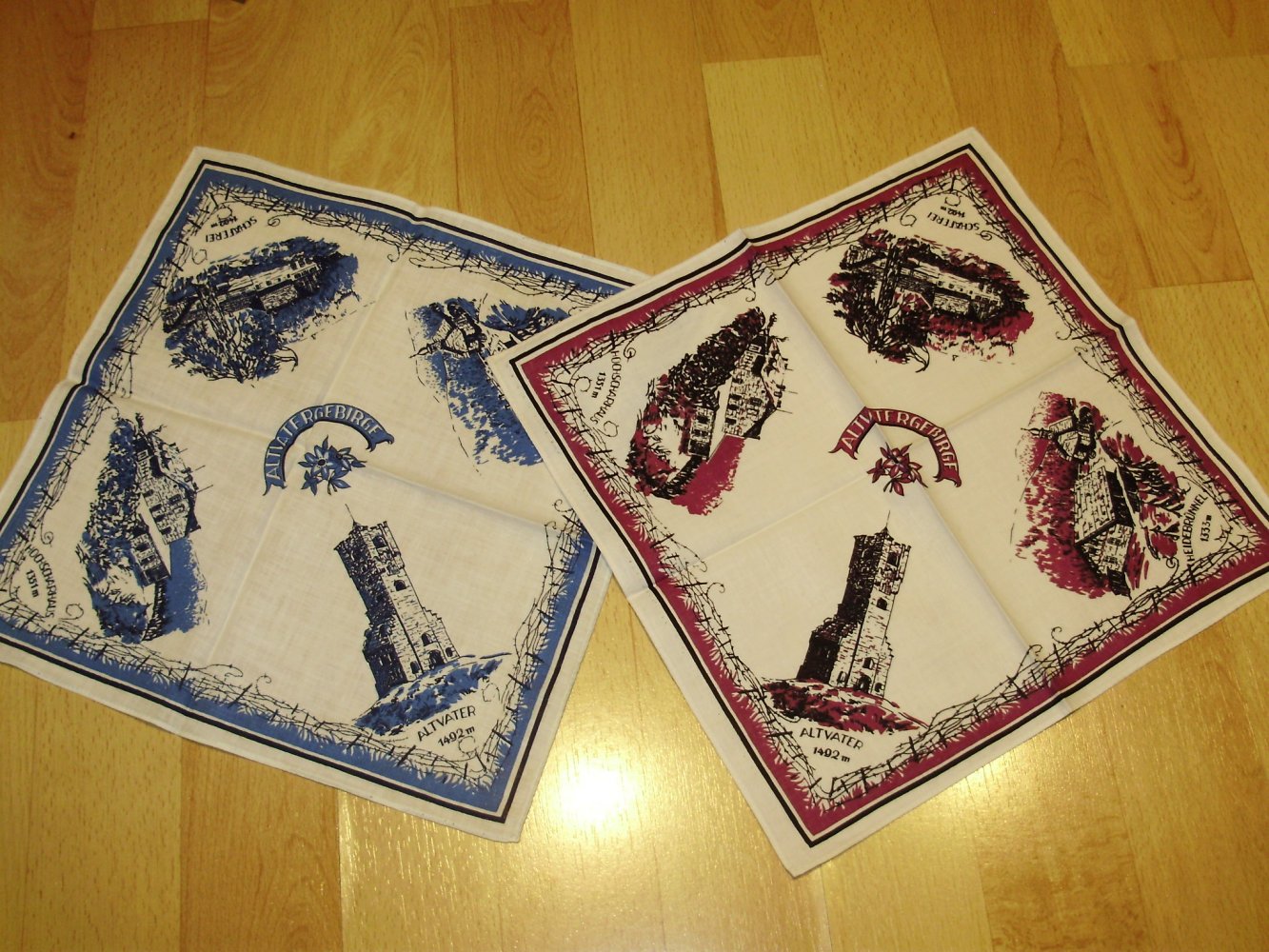 Taschentuch Set 2 x Vintage Altvater Motive NEU