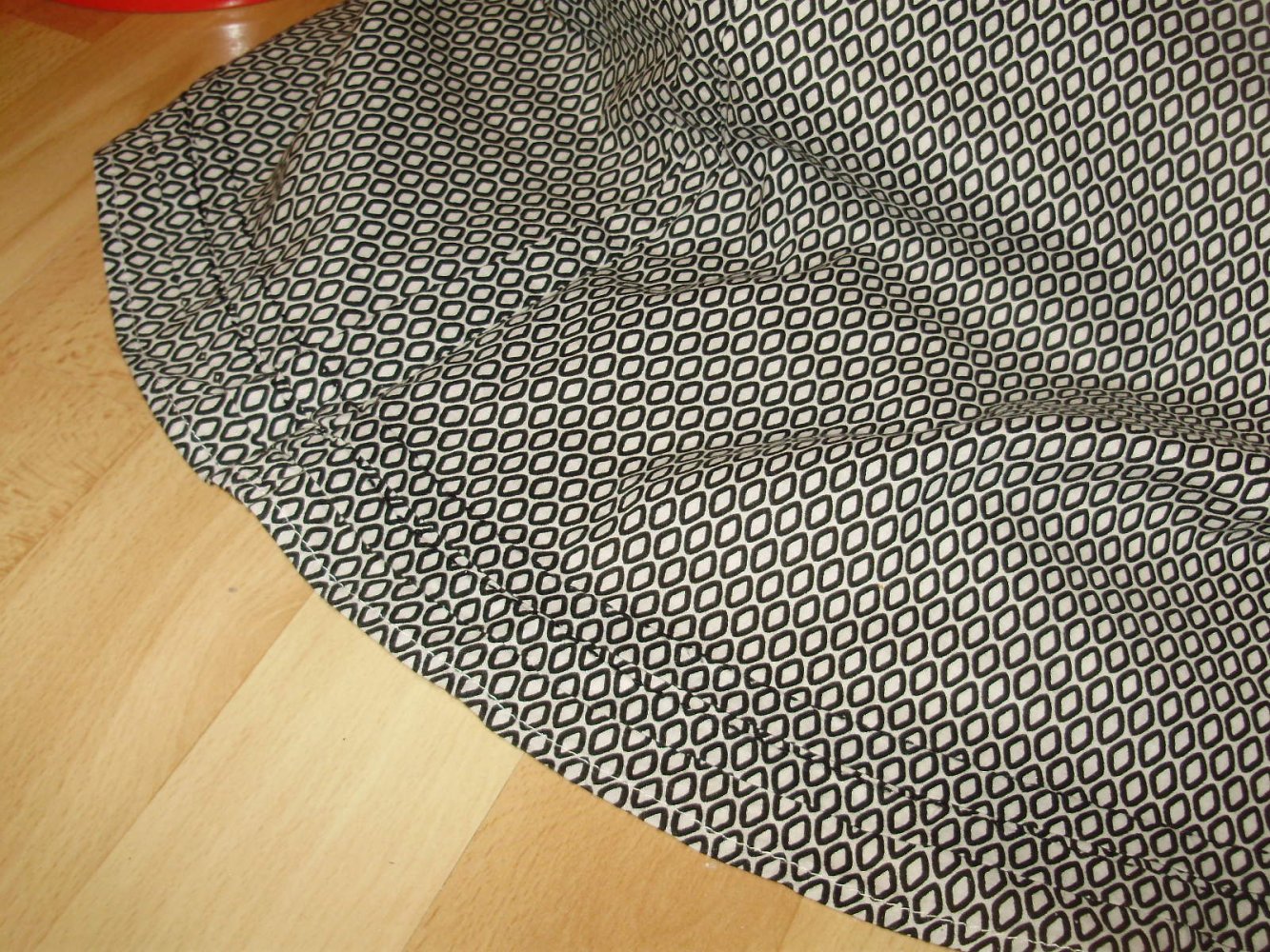 Outfit 2: Esprit Rock + Topshop Top+ Apart Cardigan NEU S