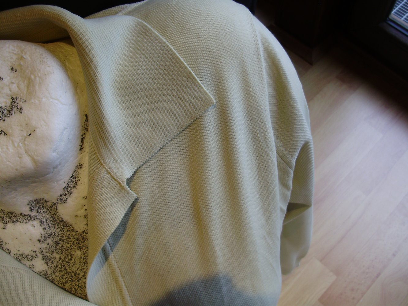 Cardigan zartgelb Feinstrick Gr 42