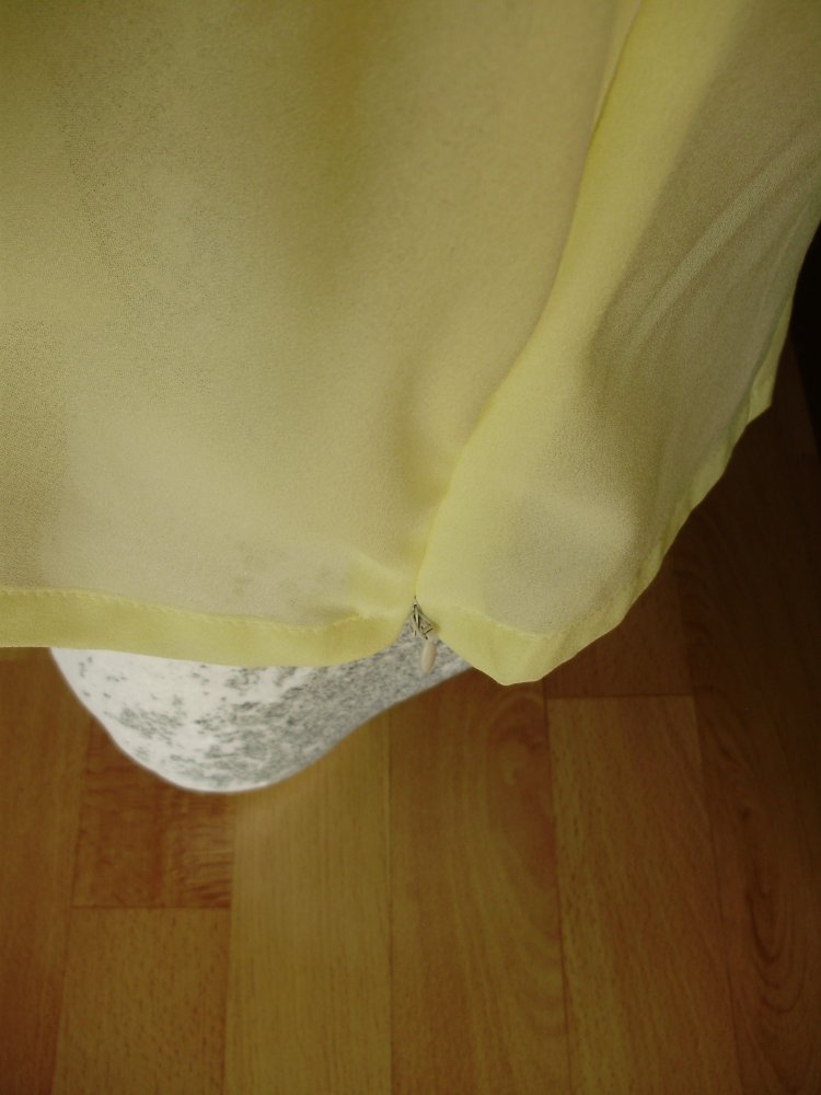 Bluse KA zartgelb Wickeleffekt L M passend