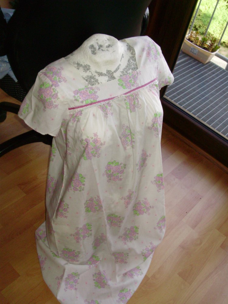 Vintage Nachthemd weiß rosa Blüten Gr 38 wie neu