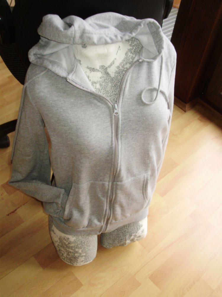 Sweat Hoodie hellgrau kuschelig warm Gr 42