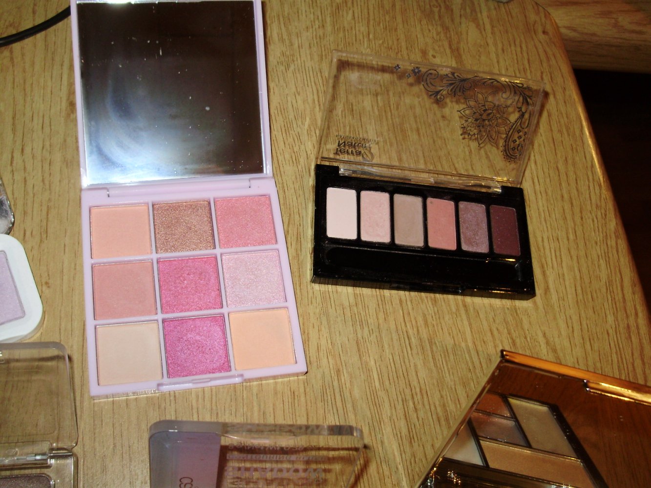 Lidschatten Paletten Terra naturi Sleek Catrice Steve Laurant essence Maybelline