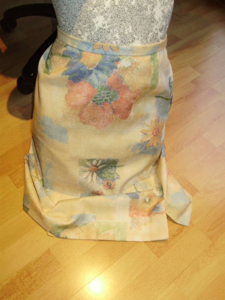 Rock pastellgelb Blumen gefüttert 40 passend