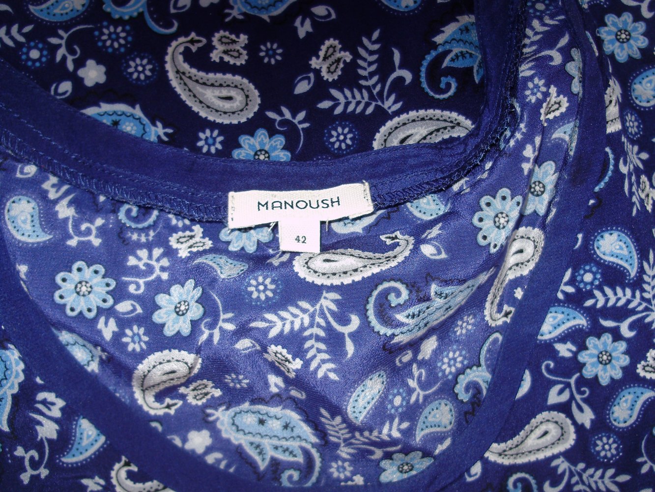Manoush Top blau beige Paisley Muster sehr leicht Gr 42