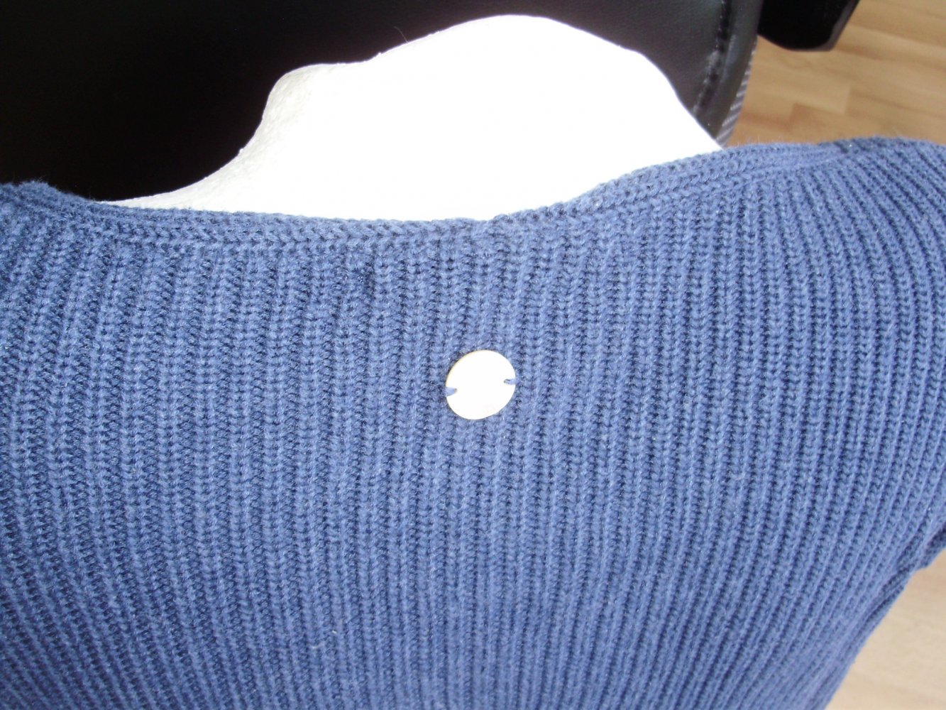 Lieblingsstück Pullover blau asymmetrisch ausgefallen BW 38