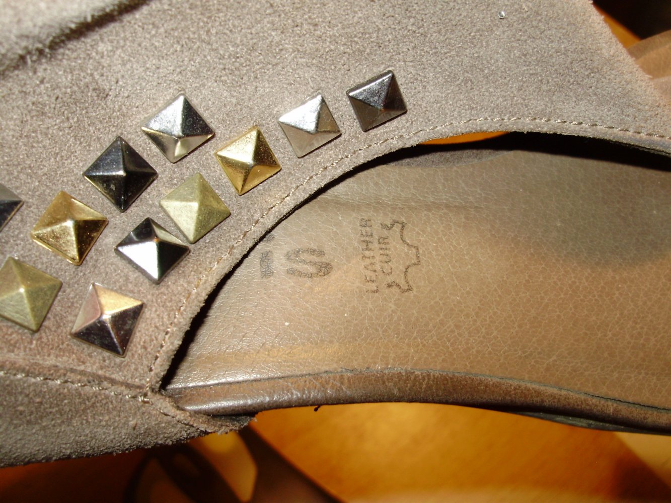 Tamaris Sandalen ausgefallen Leder braun Nieten 40 wie neu