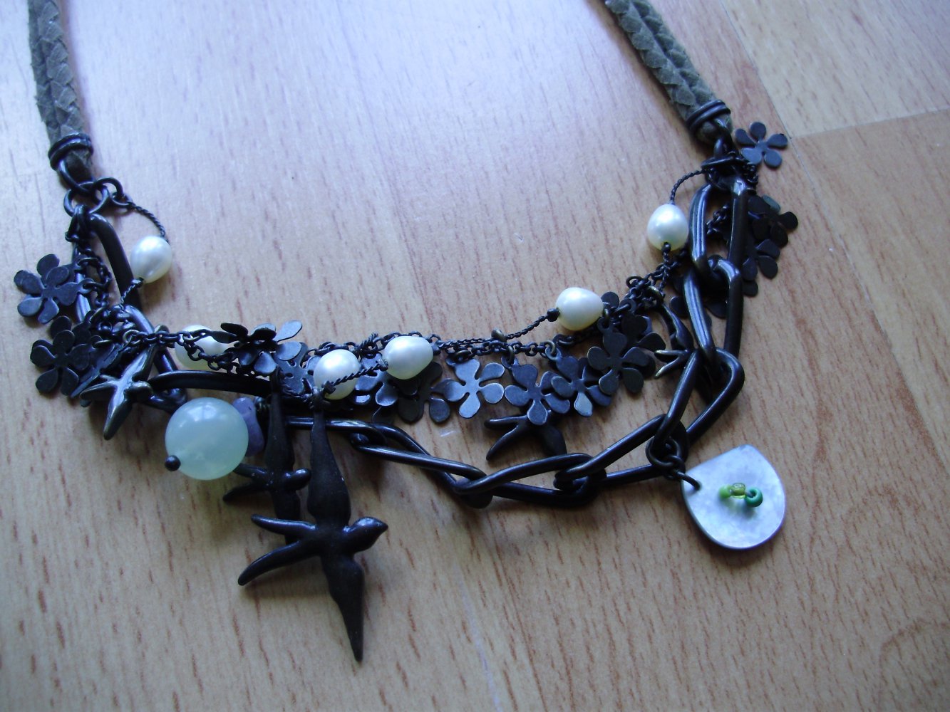 Pilgrim Collier schwarz Schwalbe Blumen Vintage geflochtenes Band