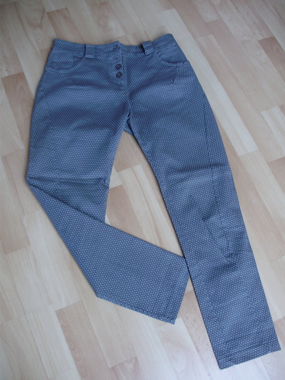 Milano Hose grün Muster Punkte hell Gr M wie neu