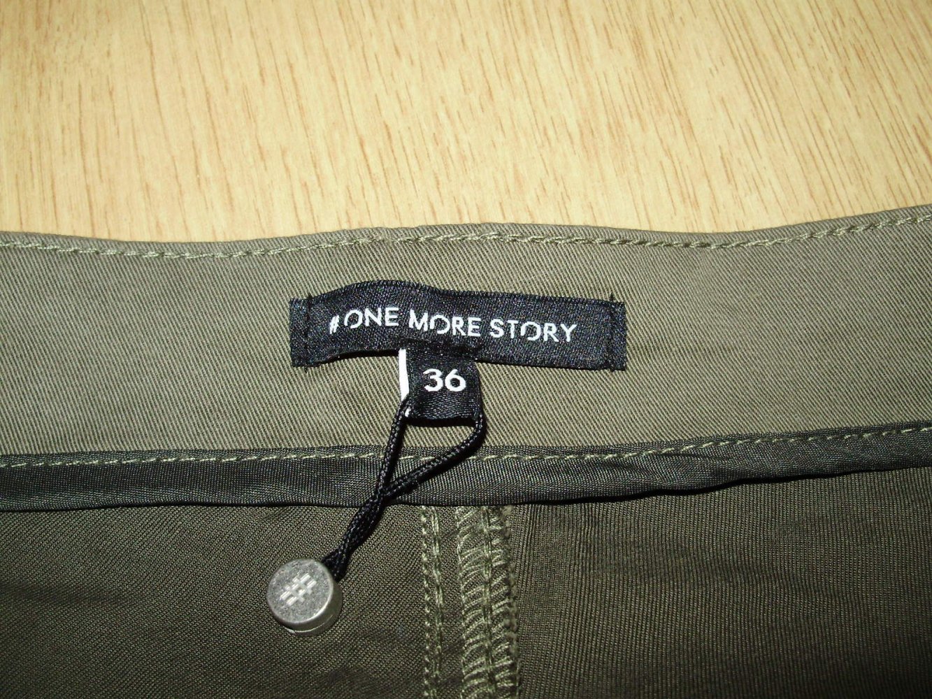 One more story Hose khaki Cargo Lederinitatdetails 36