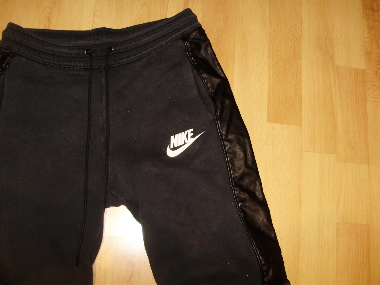 Nike Sweat Hose schwarz Lederimitat XS S