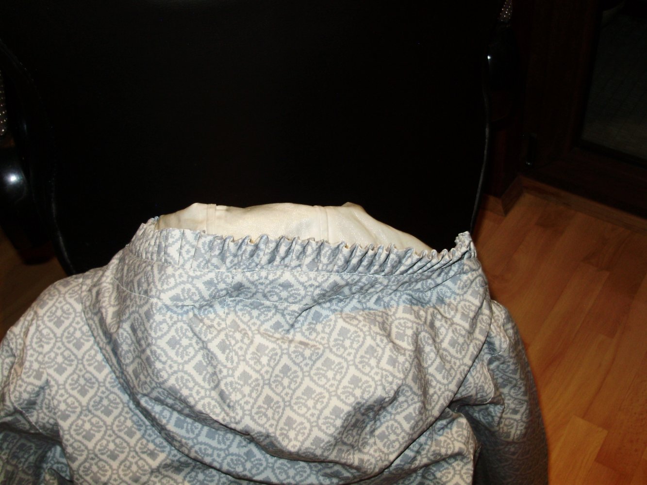 Sorgenfri Mantel wasserabweisend Muster romantisch warm M