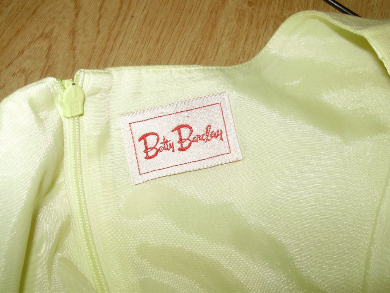 Betty Barclay Kleid gefüttert khaki gelb Leinen Gr 40