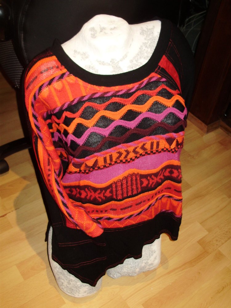 Pullover bunt ausgefallen T2 = M / L
