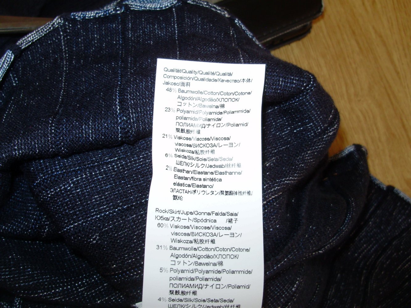 Hugo Boss Kleid Strick KA Plisseerock Gr 10 = L/ XL