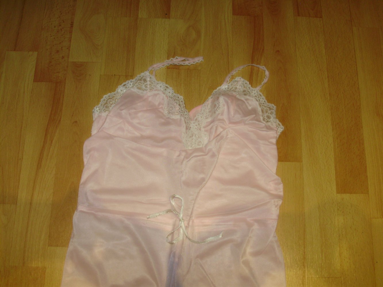 Schlafanzug Jumpsuit rose weiße Spitze Gr 36/ 38