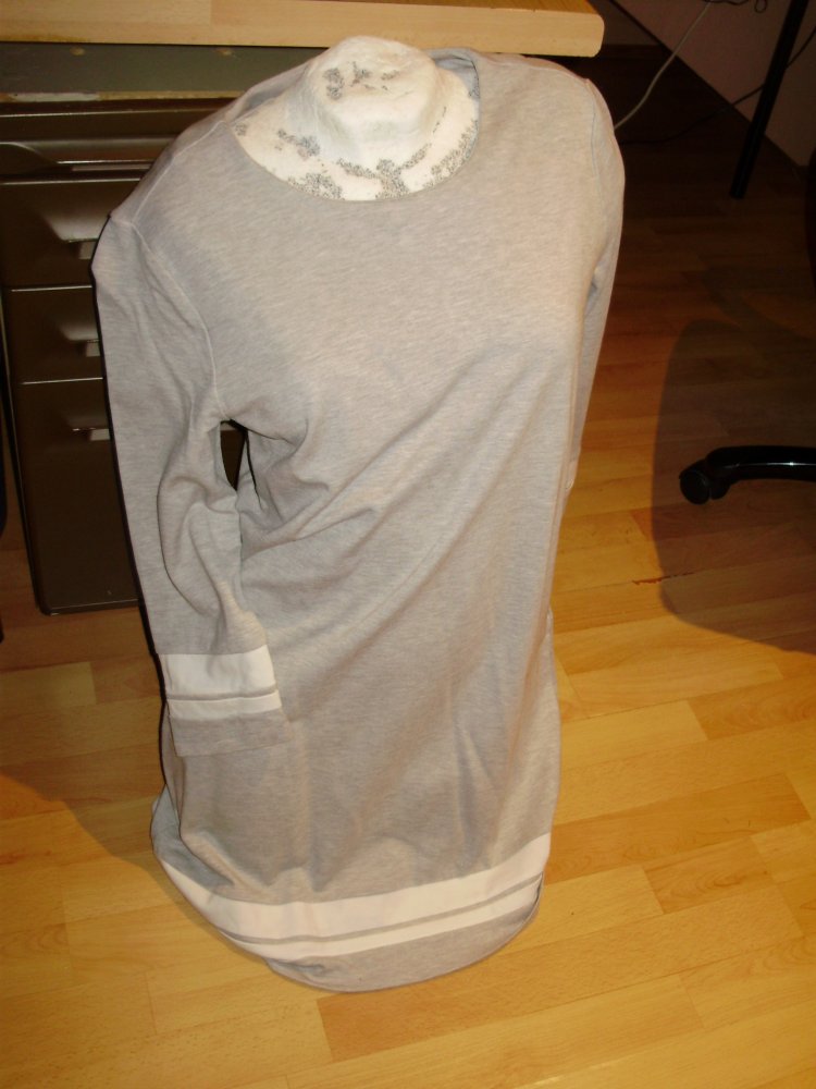 Only Sweat Kleid hellgrau M