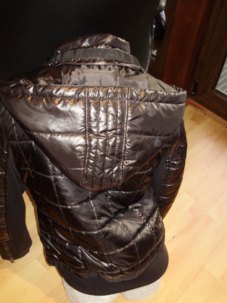 Stitch &Soul Steppjacke schwarz ausgefallen Kapuze abtrennbar M