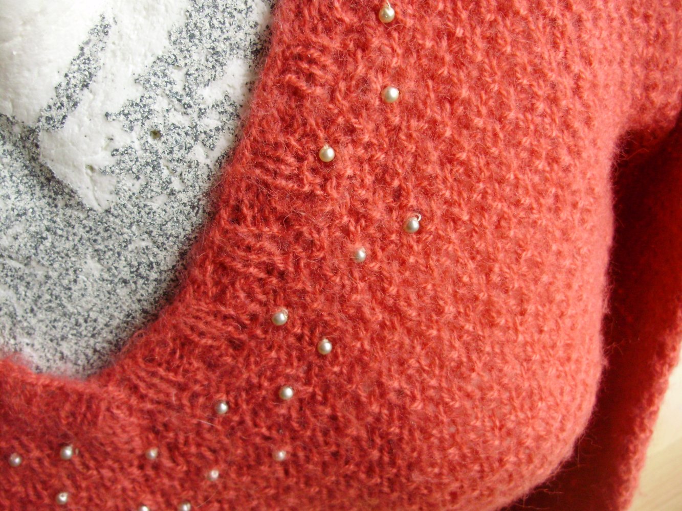 Pullover hummerfarben Perlmuster V-Ausschnitt Perlen S M