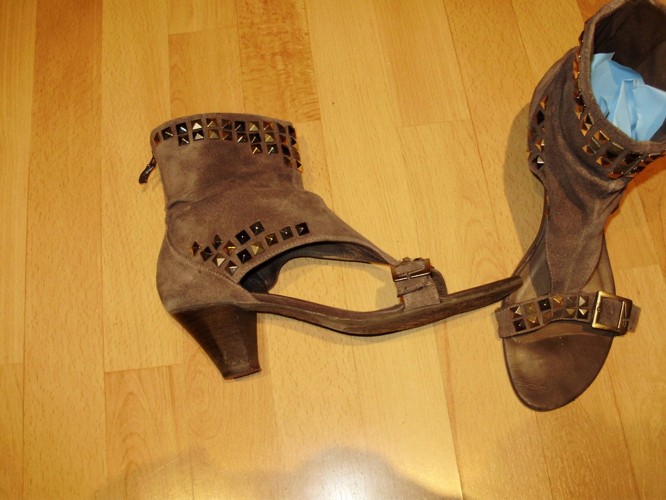 Tamaris Sandalen ausgefallen Leder braun Nieten 40 wie neu