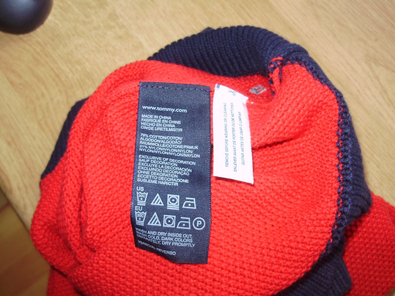 Tommy Hilfiger Pullover KA rot blaue Blenden Wabenmuster M wie neu!