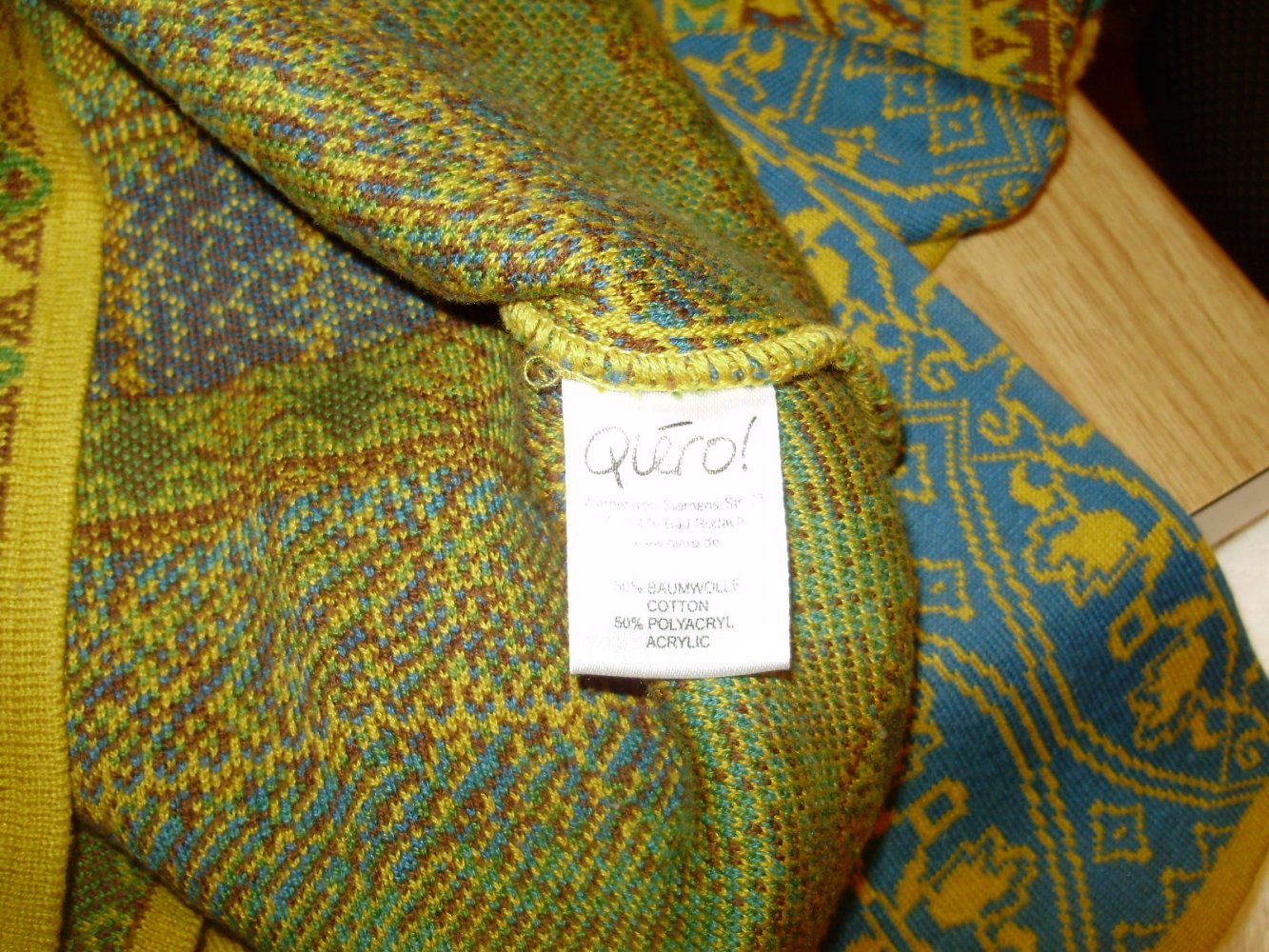 Quiero Pullover wunderschönes Muster bunt 34 = S
