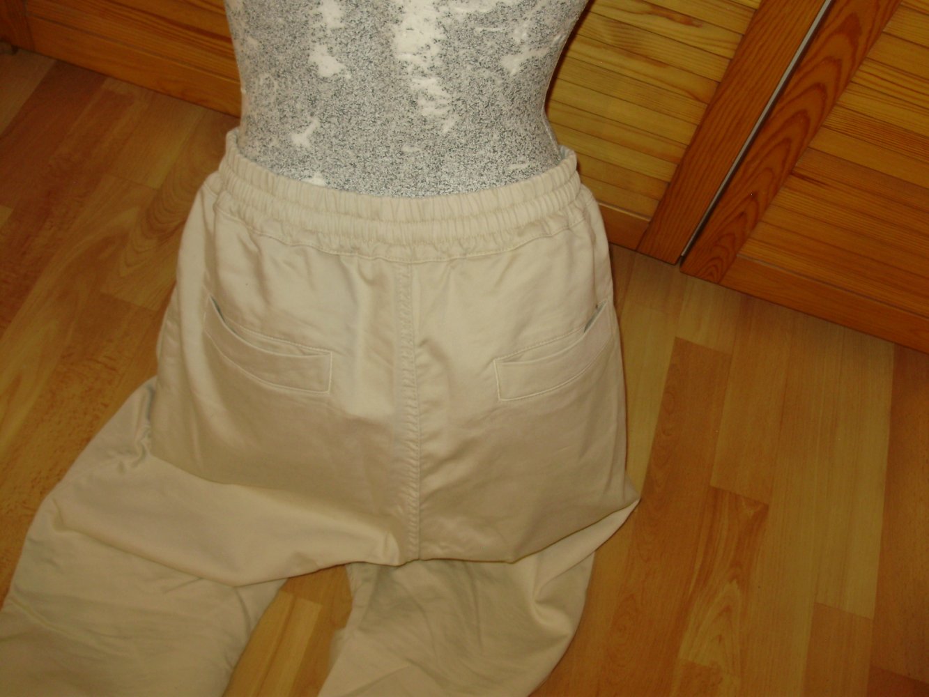 Drykorn Hose beige Gummibund BW 32/32