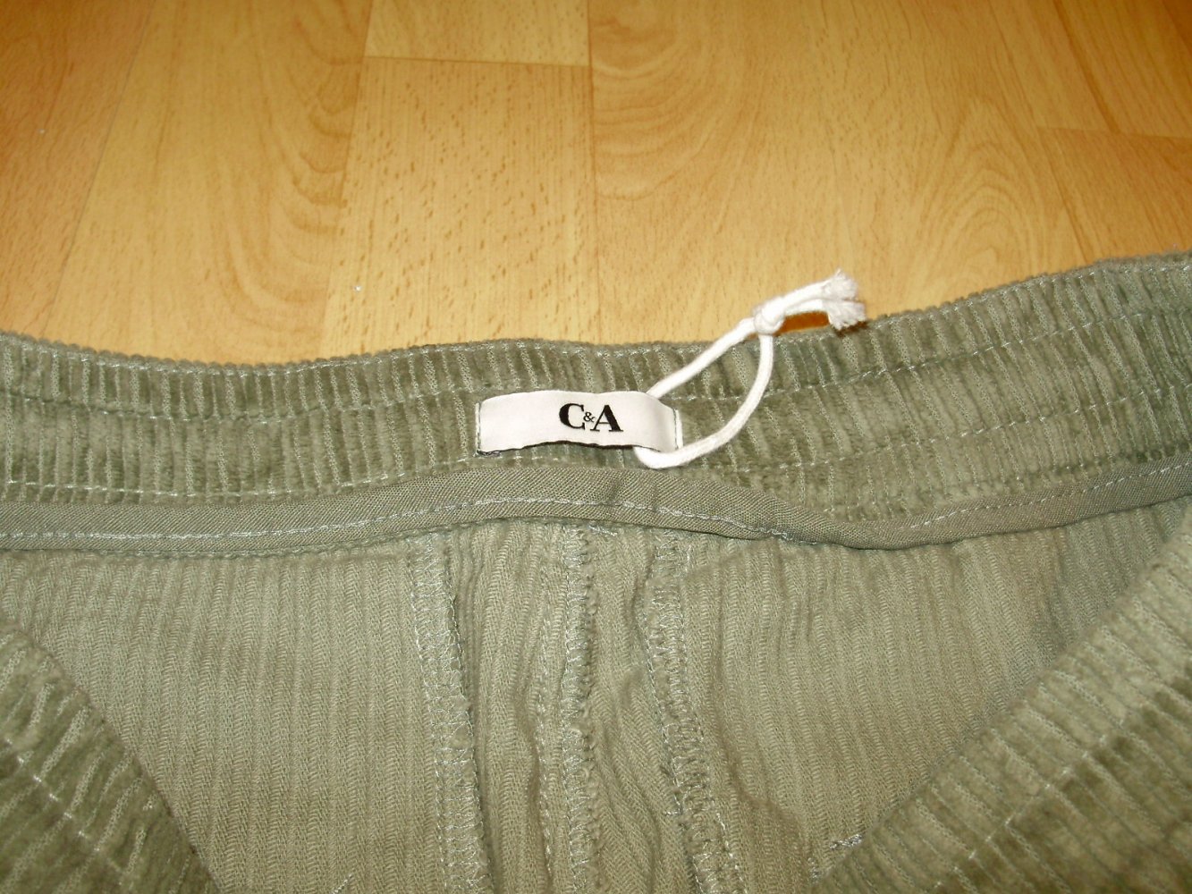 C&A Cord Hose weit grün 36