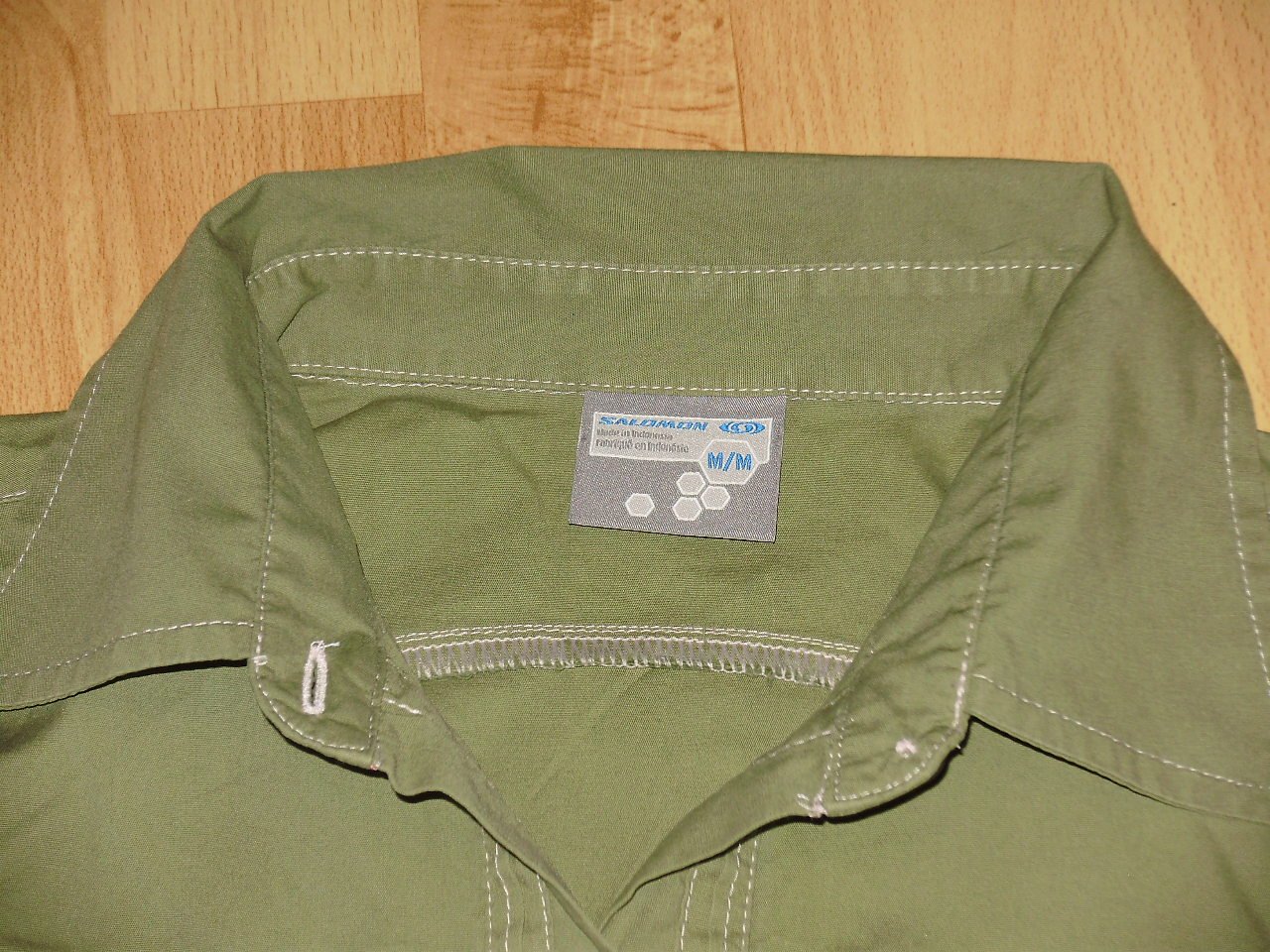 Salomon Kurzarm Bluse grün khaki Freizeit M Topzustand