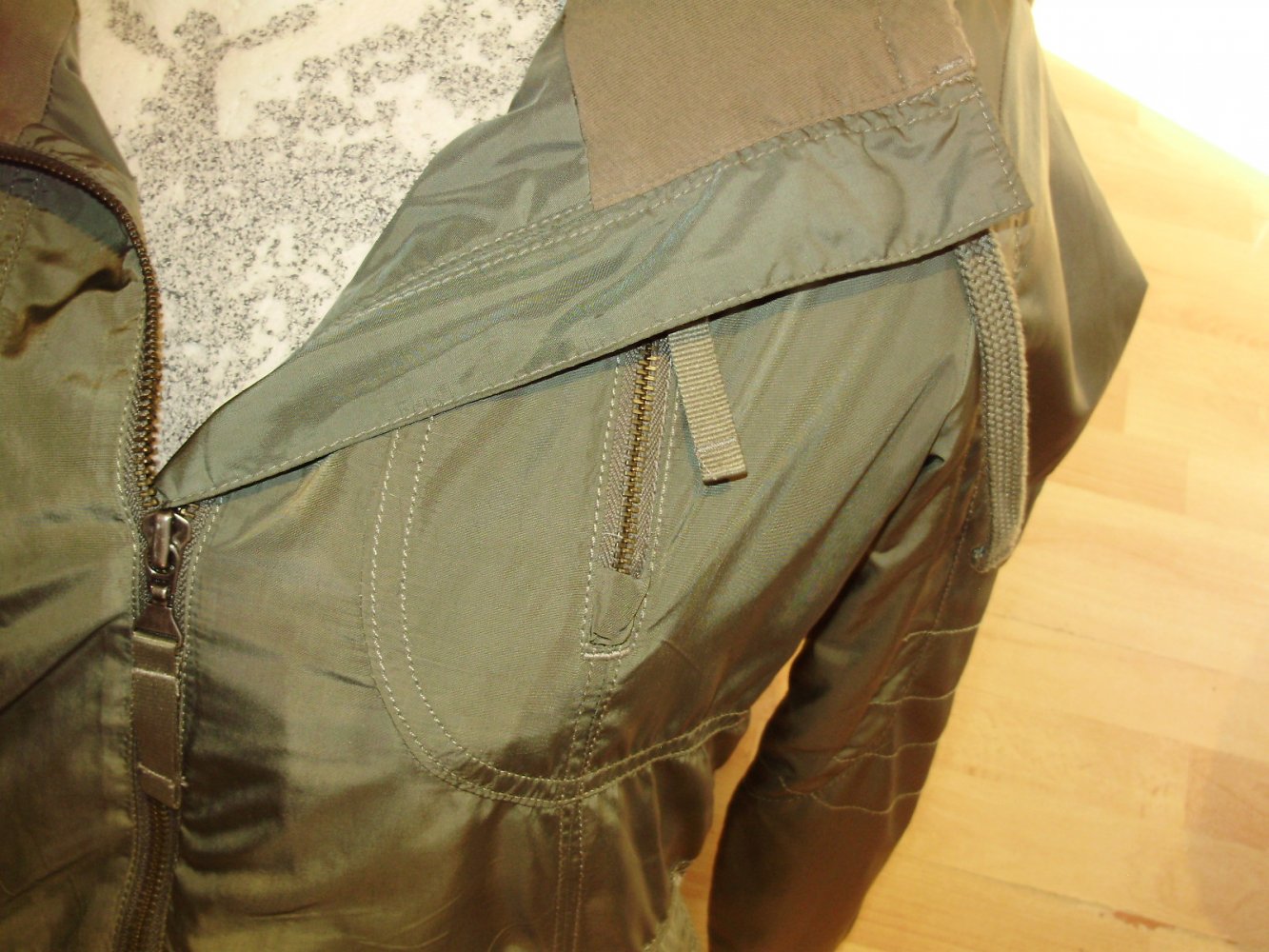 adidas Jacke khaki Kapuze S