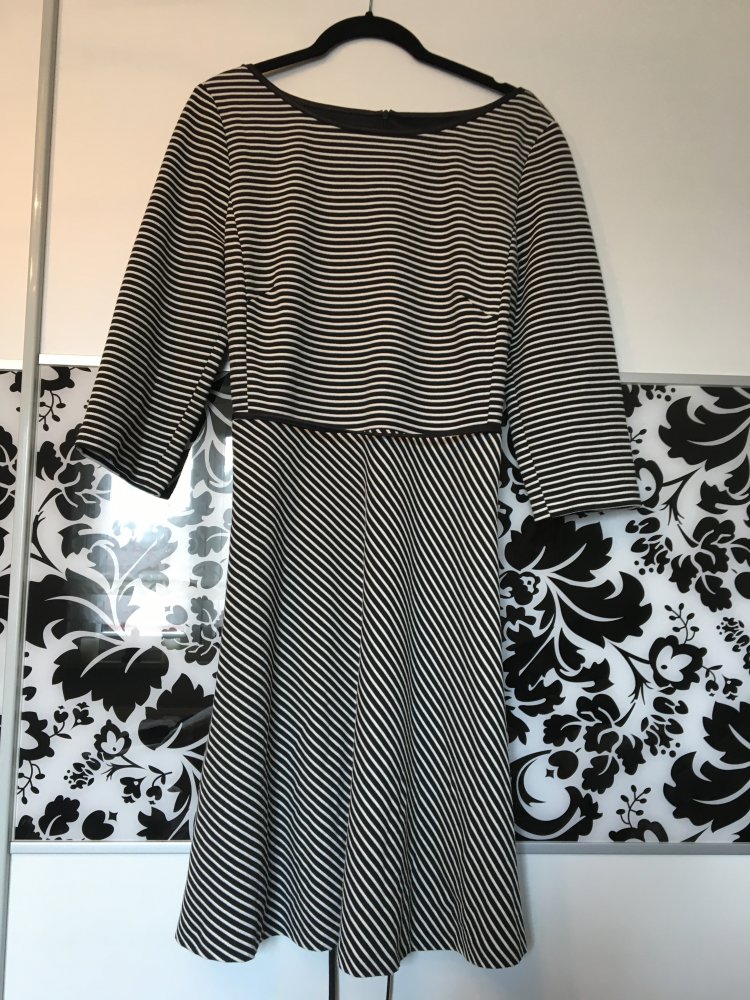 Kleid von s.Oliver 
