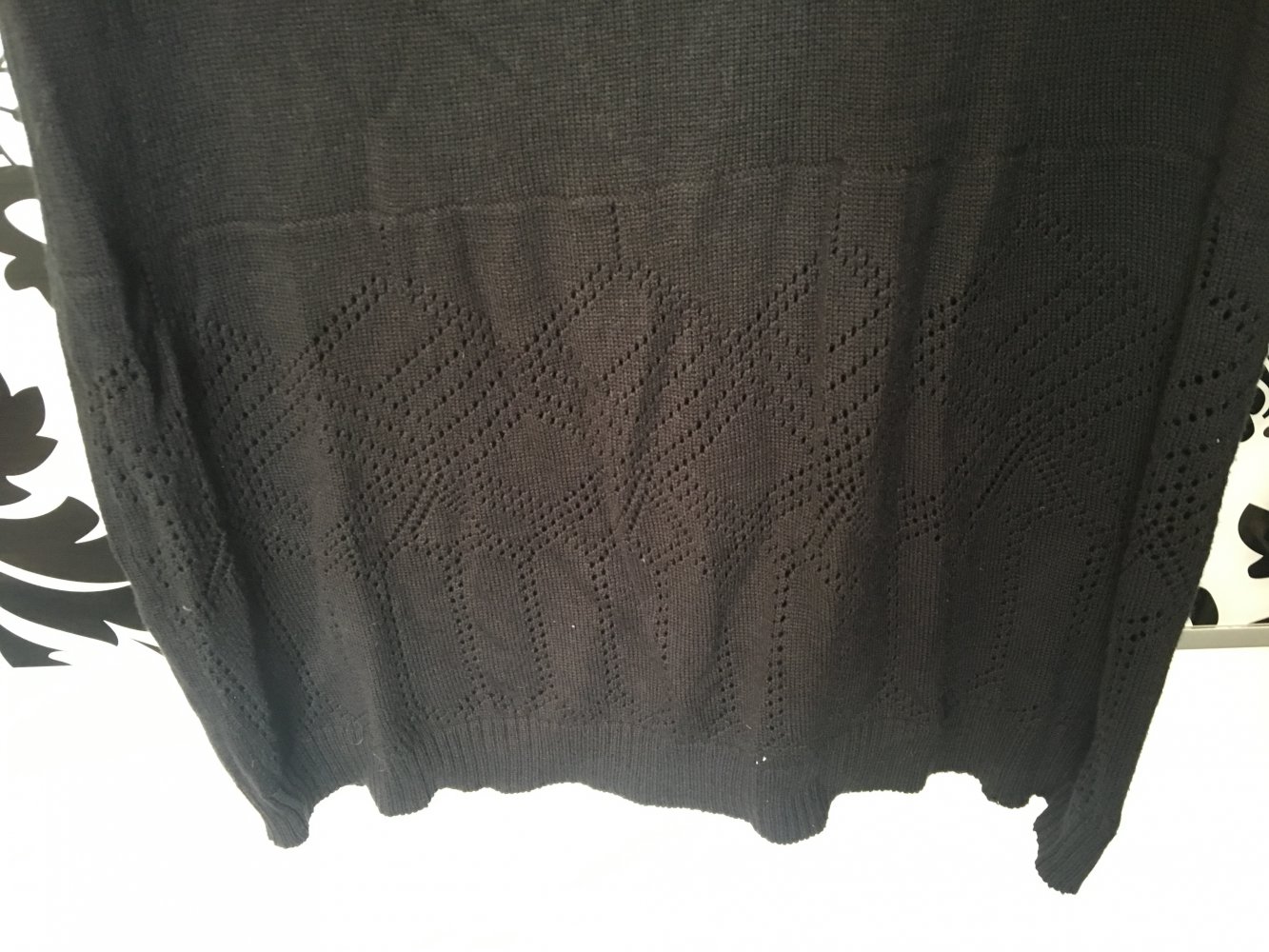 Schwarzes Strickkleid 